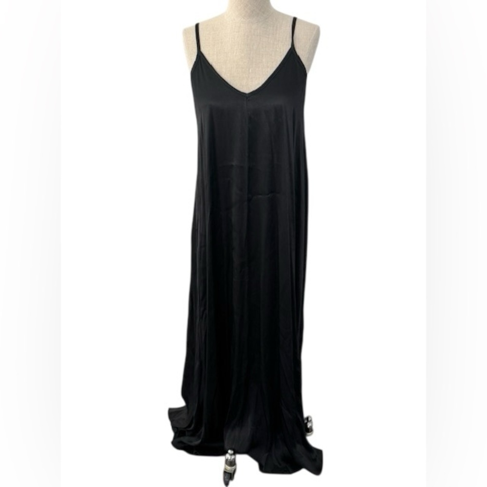 Gigi Moda Black Maxi OS